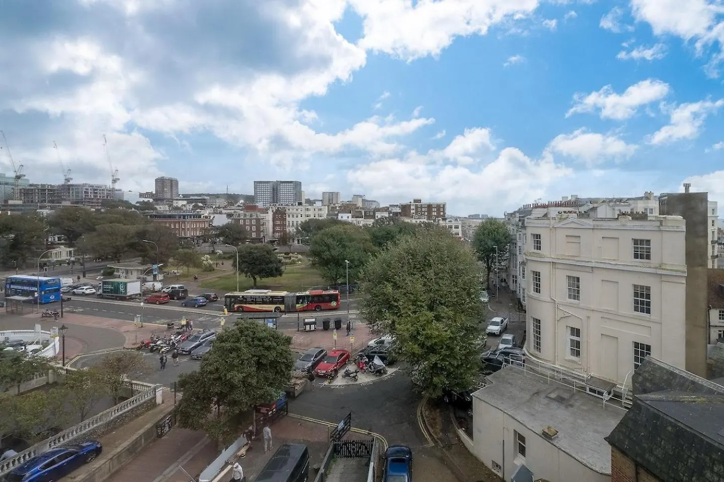 Flat 1 Stunning Central Loft Style Apartment In The Famous Brighton Lanes